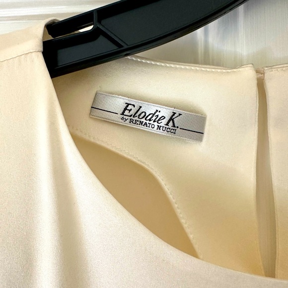 Silk Cream Sleeveless Top - Picture 3 of 4